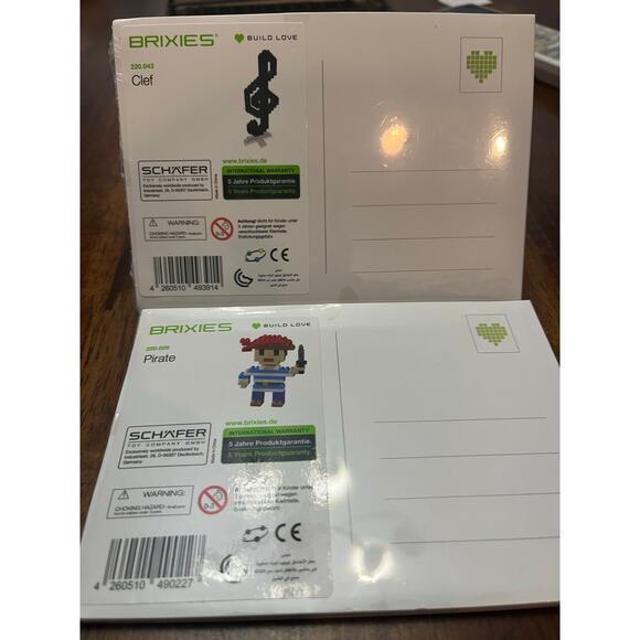 Brixies lot- Clef note and pirate-NIB - Picture 2 of 2